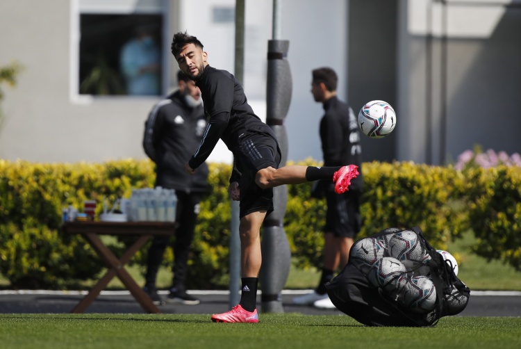 马卡：冈萨雷斯迅速征服了马竞与球迷，俱乐部已开始考虑买断球员